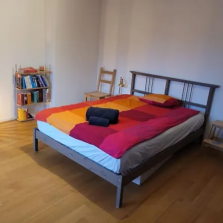 Cosy & Central, Lovely Terrace Over River & Park