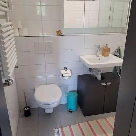 Cosy & Central, Lovely Terrace Over River & Park Apartman *